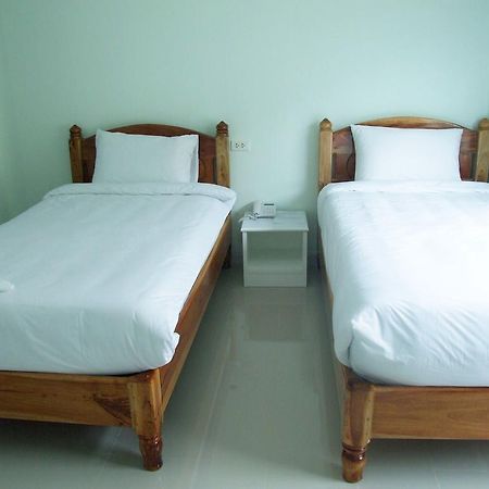 Hotel Ruan Rim Nam Roi Et Pokoj fotografie