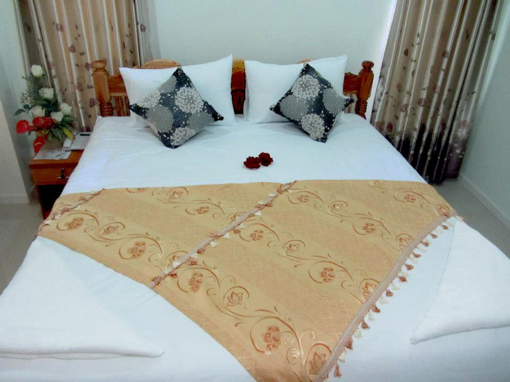Hotel Ruan Rim Nam Roi Et Exteriér fotografie