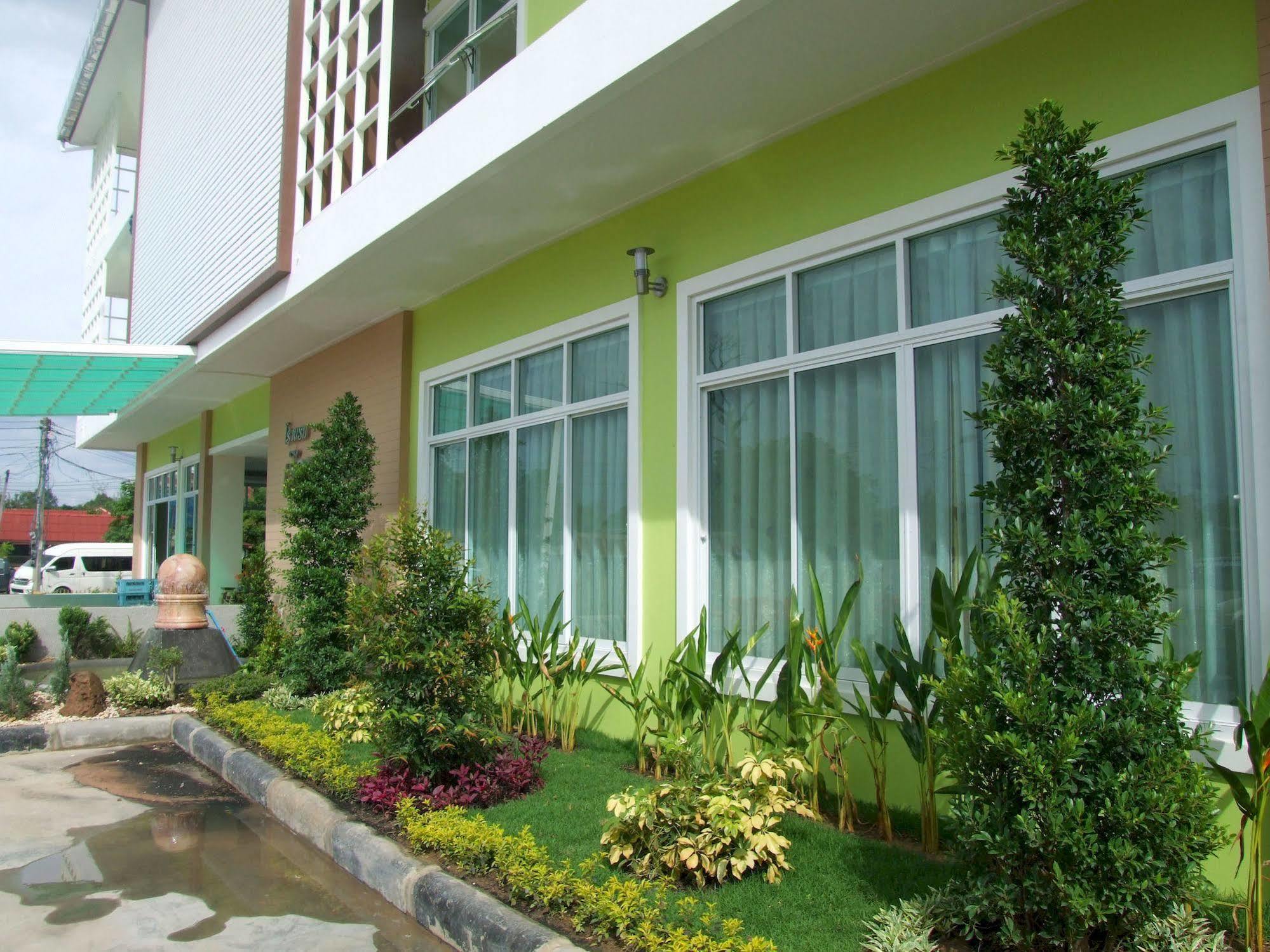 Hotel Ruan Rim Nam Roi Et Exteriér fotografie