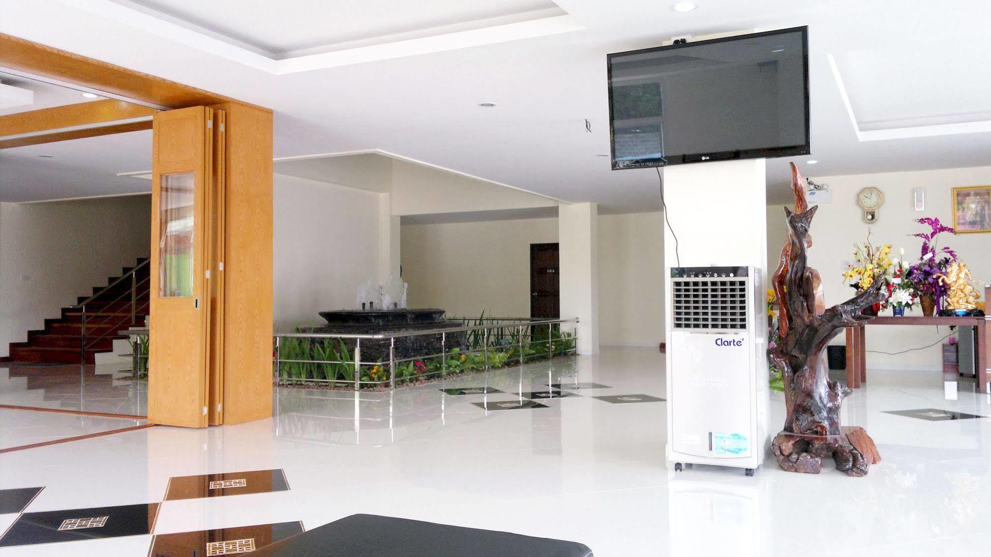 Hotel Ruan Rim Nam Roi Et Exteriér fotografie